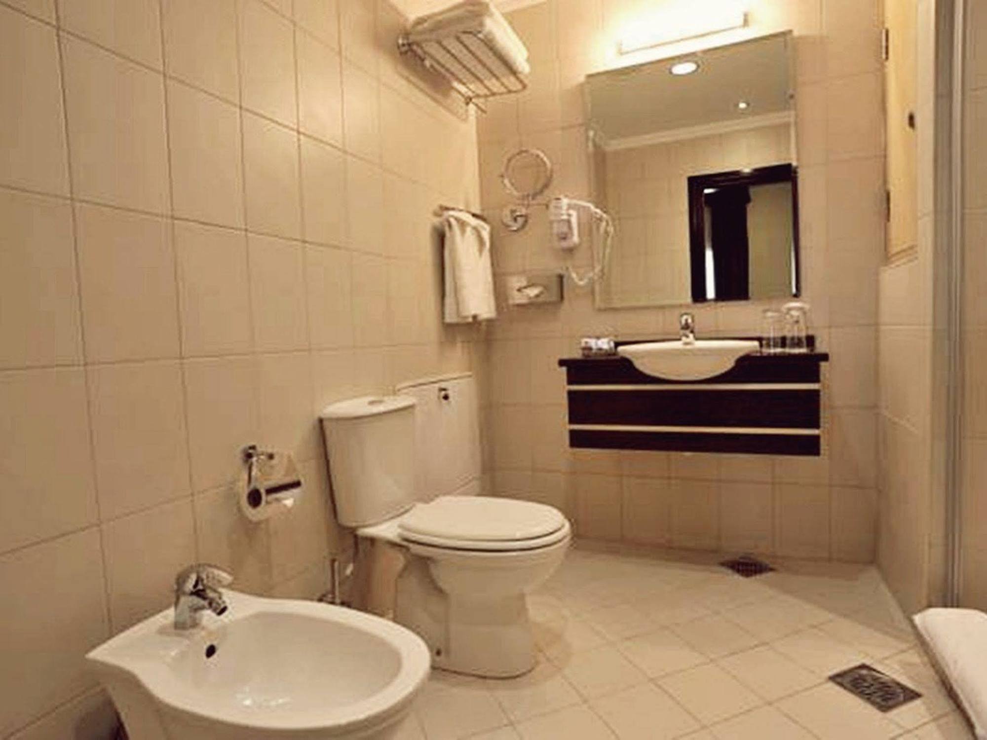 Il Palazzo Hotel And Suites Amman Eksteriør bilde